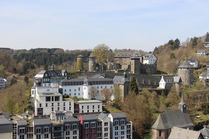 %_tempFileNameEifel06-Monschau-06%