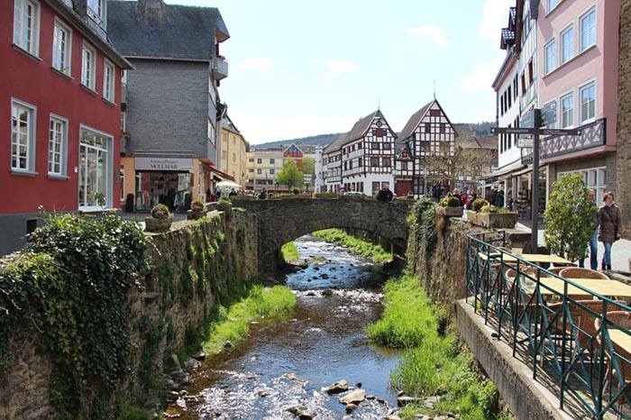 %_tempFileNameEifel04-Bad%20Munstereifel-19%