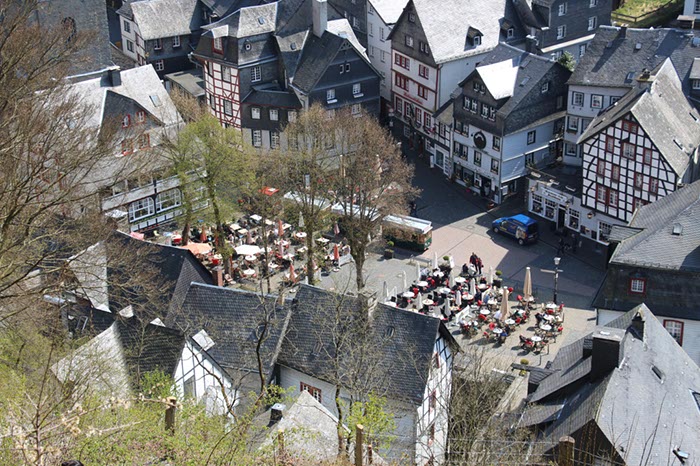 %_tempFileNameEifel06-Monschau-38%