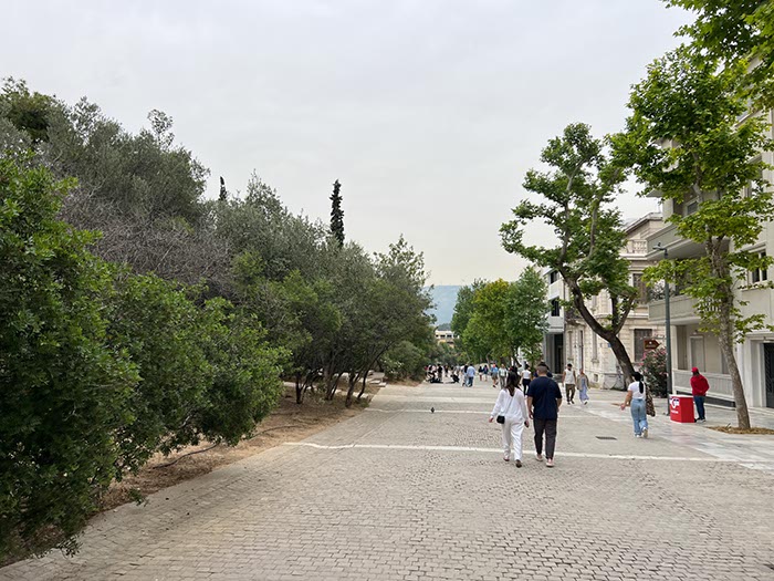 %_tempFileNameEvia06-Akropolis-084%