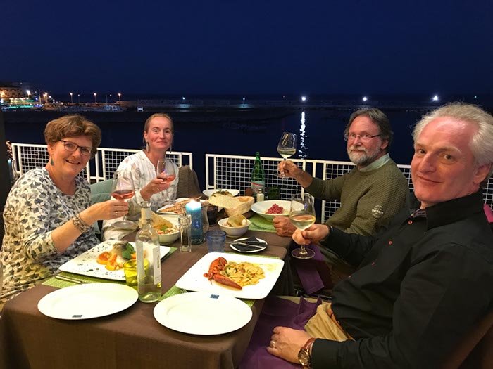 %_tempFileNameSard09-zz%20diner-08%